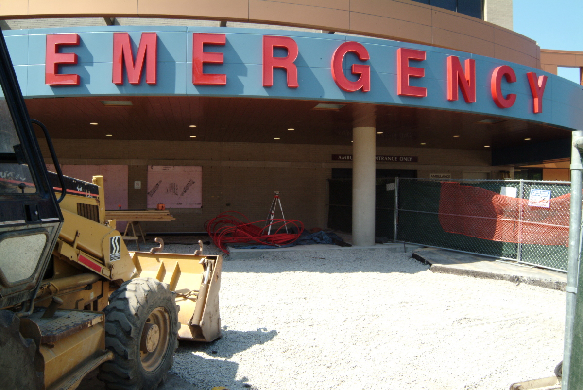 St. Clair Hospital Emergency Signage
